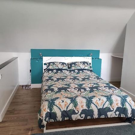 The Old Bar In Wiltshire - 1 Bedroom Guesthouse Chippenham  Bagian luar foto